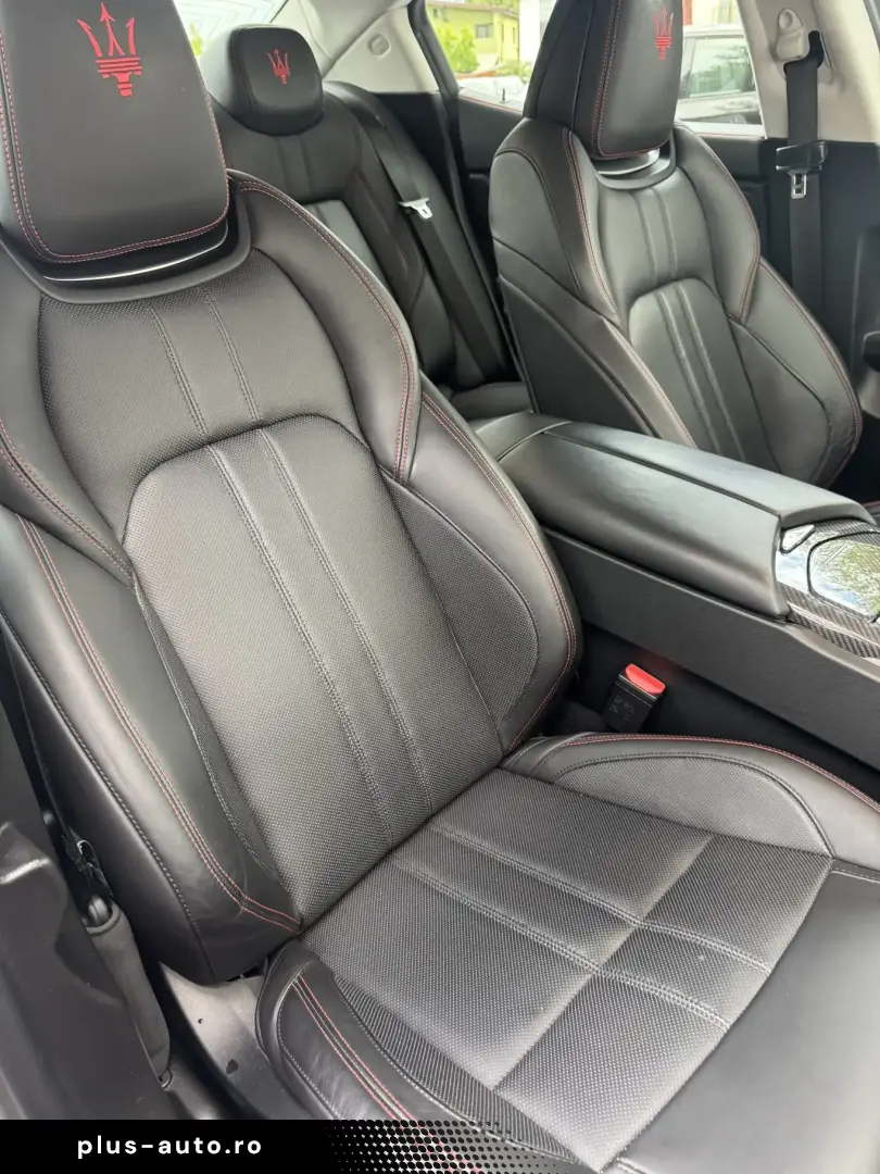 Maserati Ghibli SQ4 benzina 430 cp 4×4