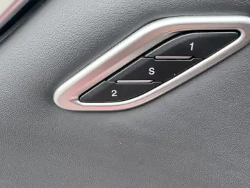 Maserati Ghibli SQ4 benzina 430 cp 4×4