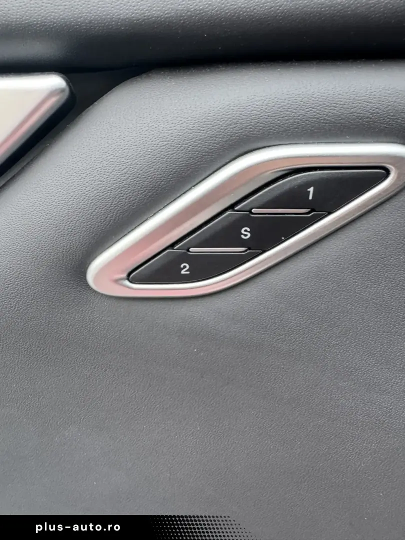 Maserati Ghibli SQ4 benzina 430 cp 4×4