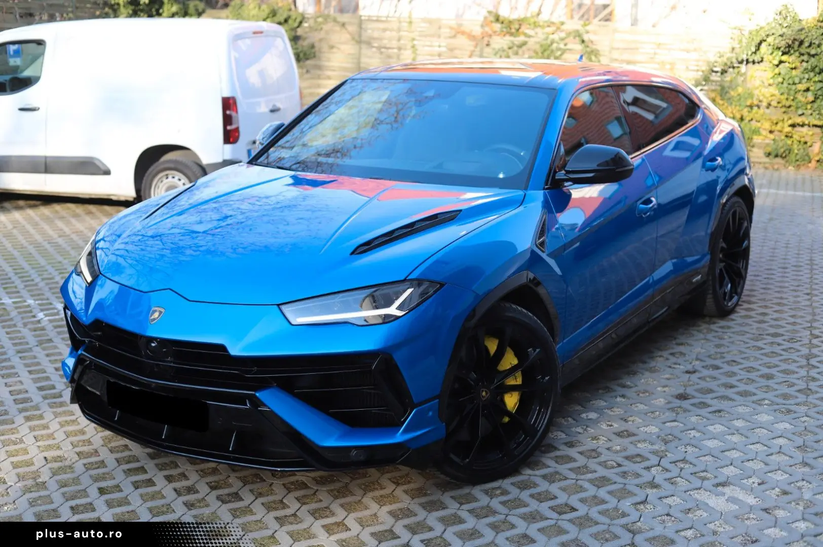 URUS S   AKRAPOVIC   PANO   B&O   MASSAGE