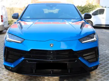 URUS S   AKRAPOVIC   PANO   B&O   MASSAGE