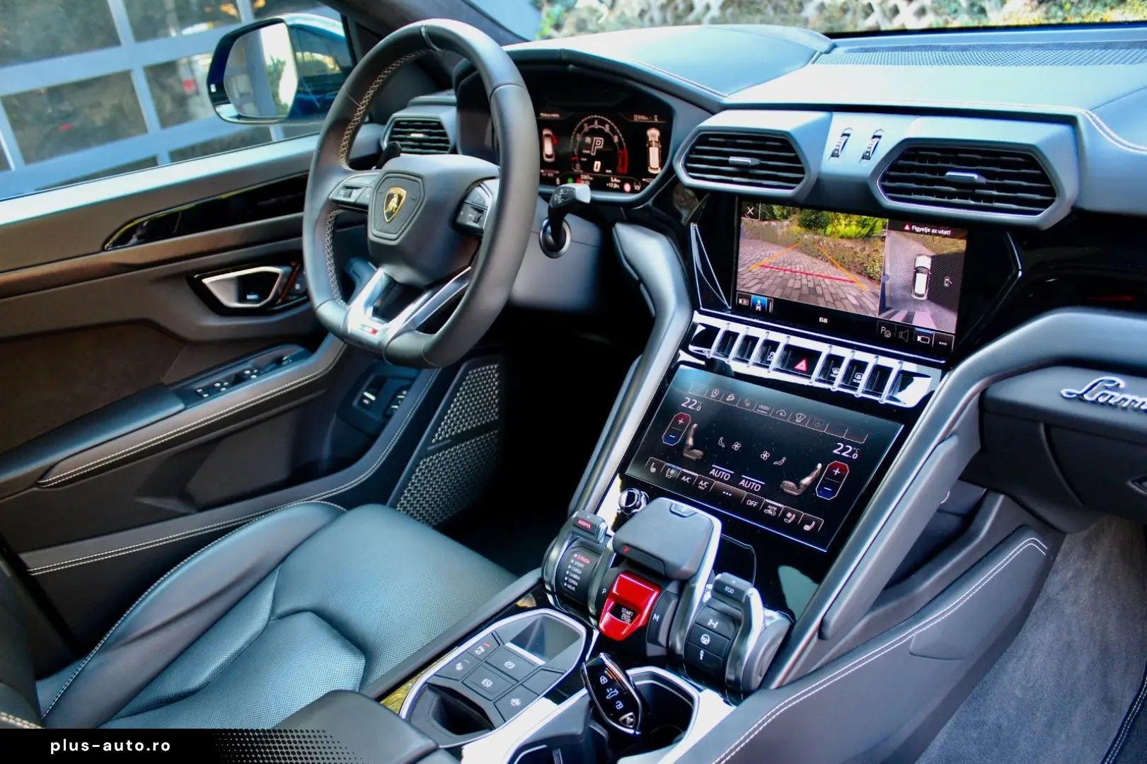 URUS S   AKRAPOVIC   PANO   B&O   MASSAGE