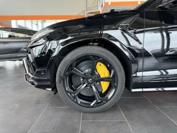 Urus S Novitec Carbondach