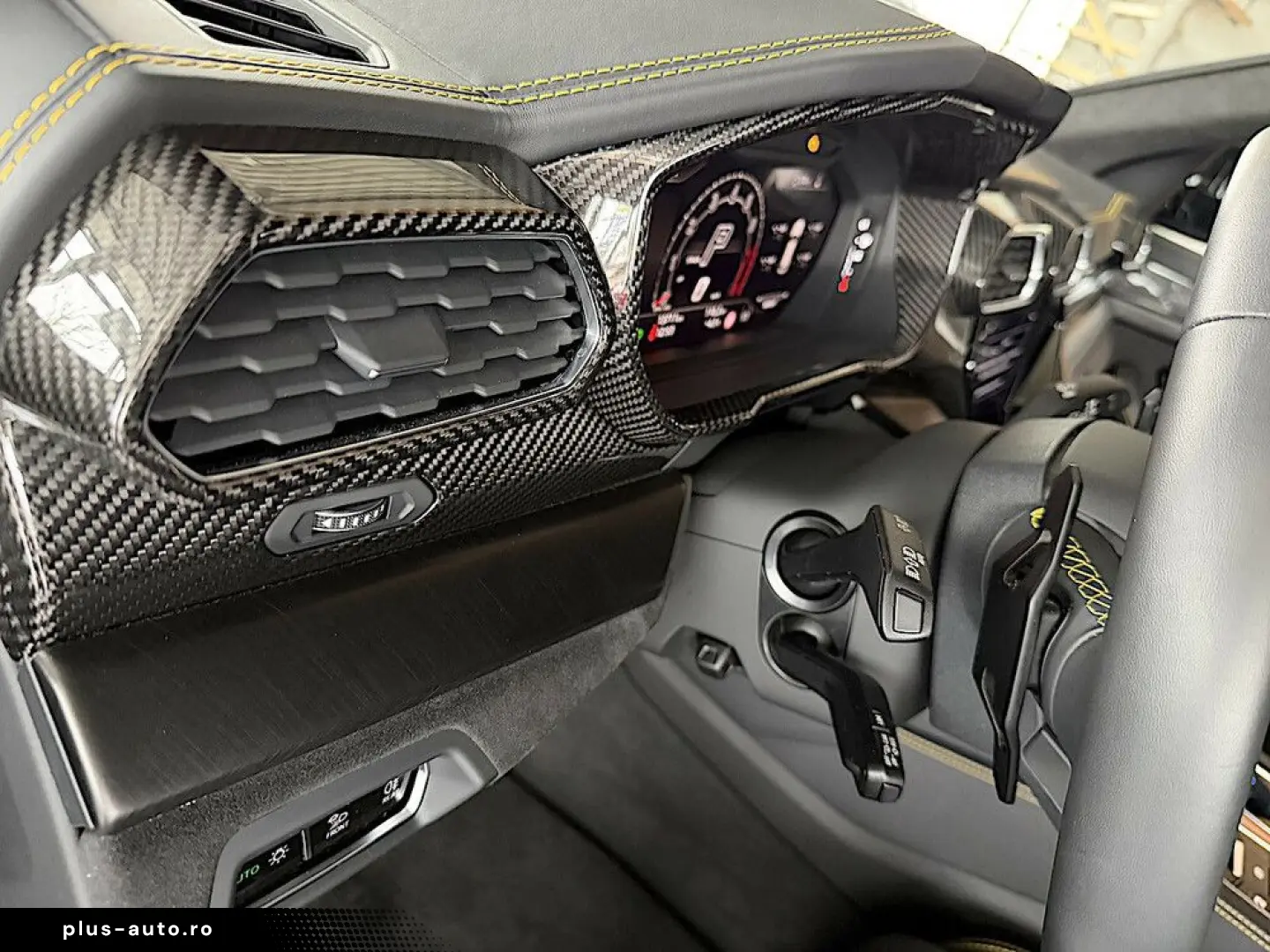 Urus S Novitec Carbondach