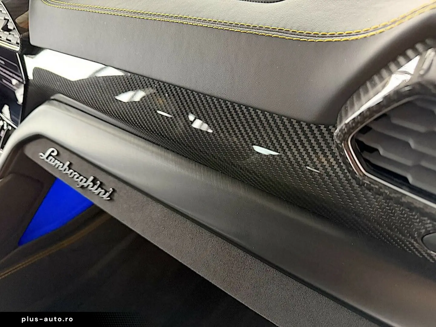 Urus S Novitec Carbondach