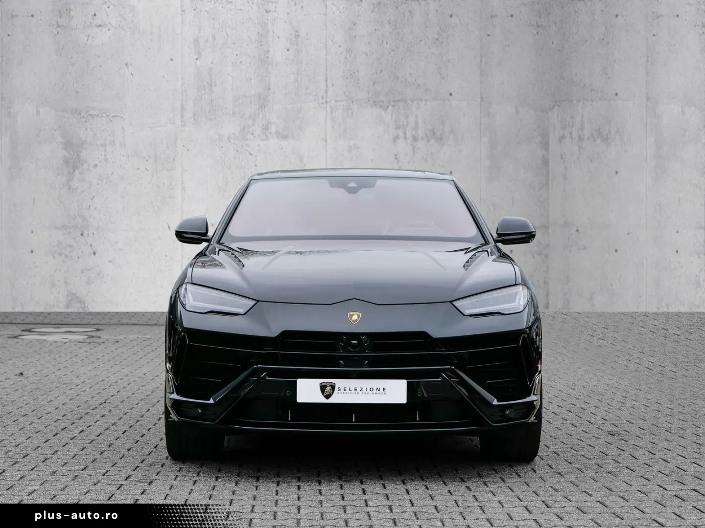 Urus S Nero Helene  Electrical Trailer Towing