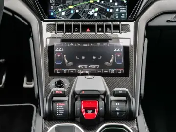 Urus S Nero Helene  Electrical Trailer Towing