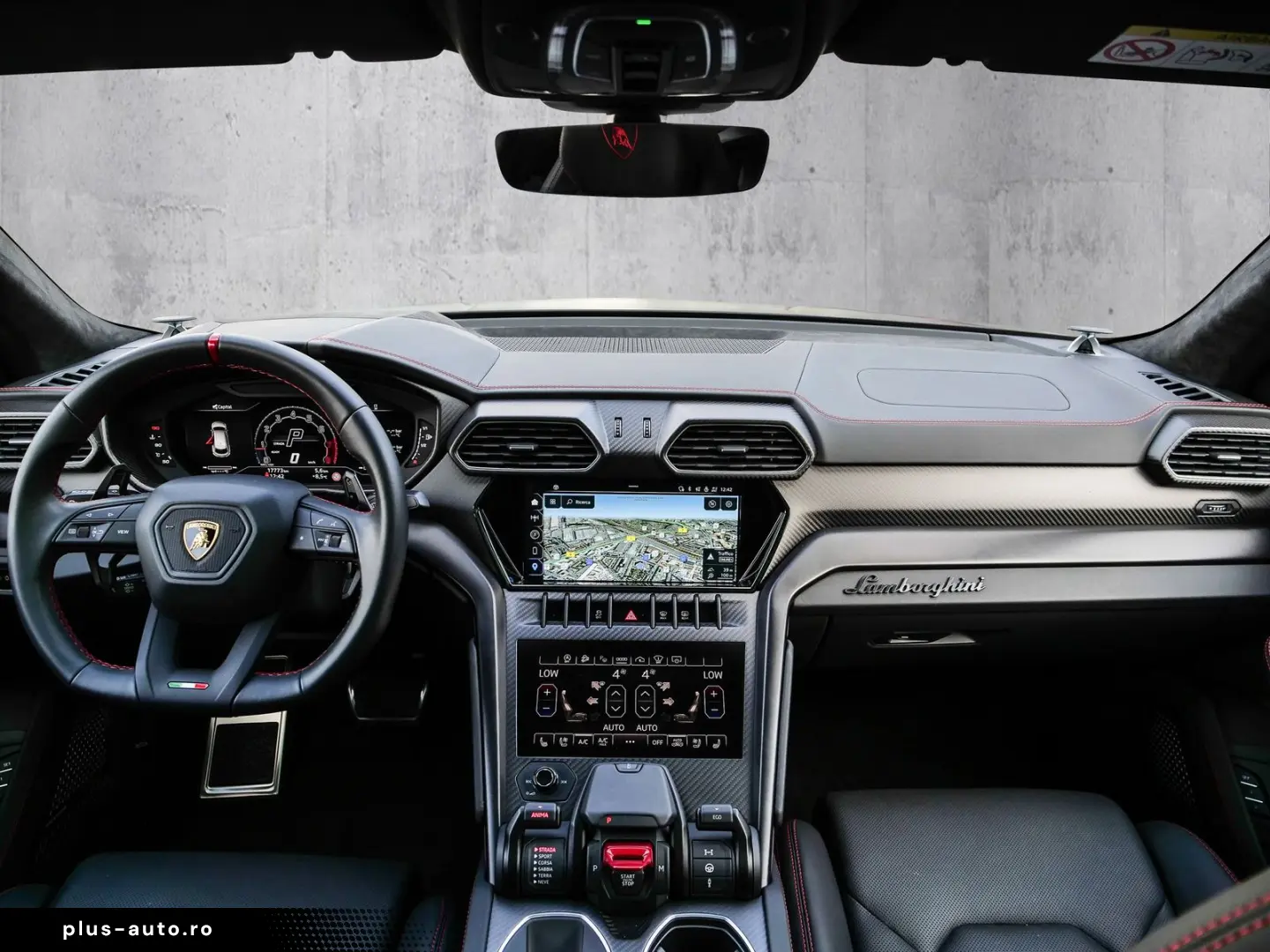 Urus S Nero Nemesis  Style Package  Dark Package