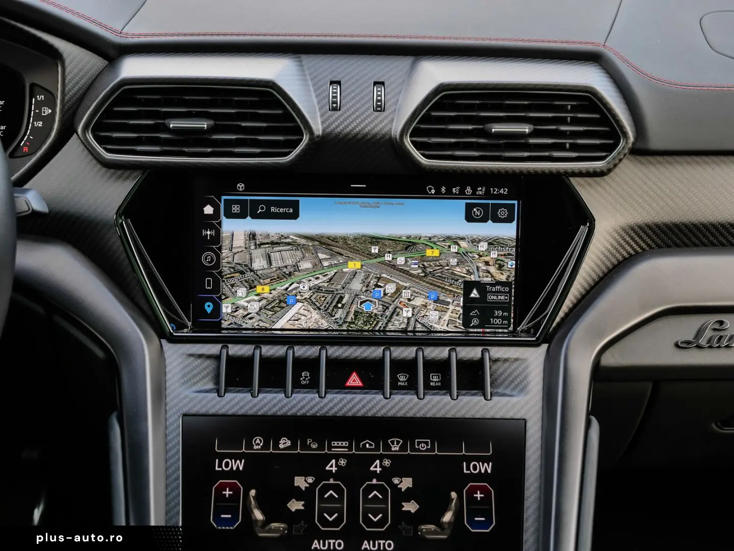 Urus S Nero Nemesis  Style Package  Dark Package