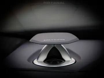 Urus S Nero Nemesis  Style Package  Dark Package