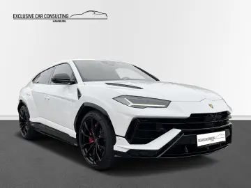 Urus S  EXHAUST AKRAPOVIC  Pano  Headup  23