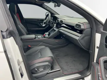 Urus S  EXHAUST AKRAPOVIC  Pano  Headup  23