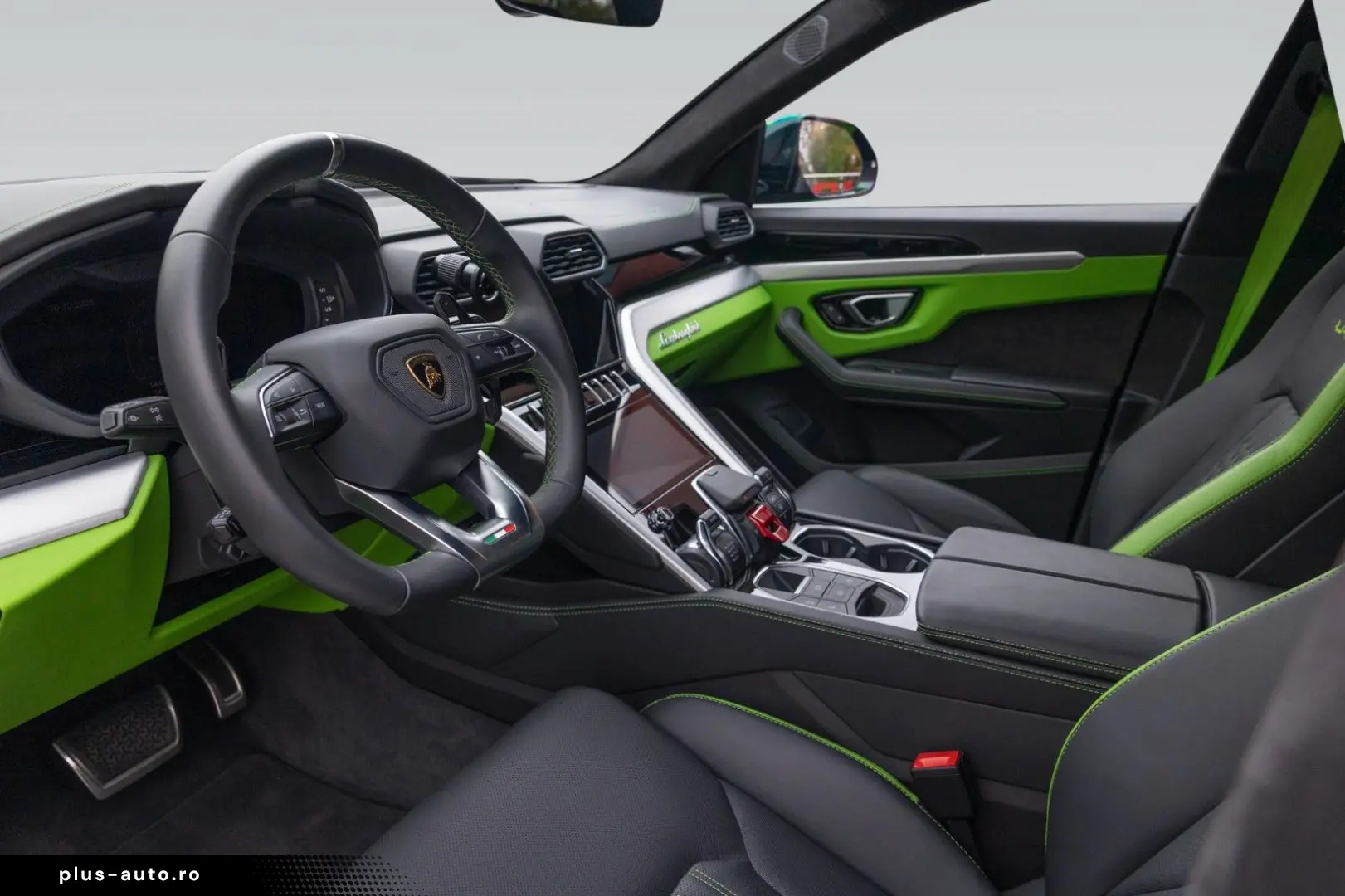 Urus S   Matt PPF   Park Assistance Pack