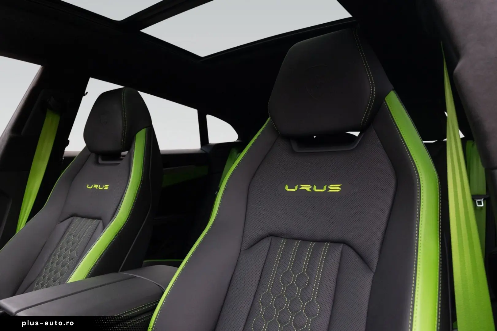 Urus S   Matt PPF   Park Assistance Pack