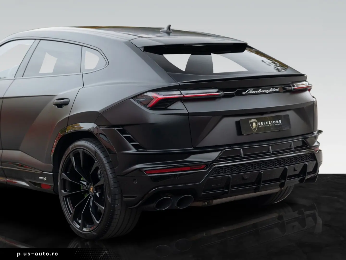 Urus S   Matt PPF   Park Assistance Pack