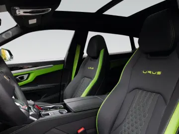 Urus S   Matt PPF   Park Assistance Pack