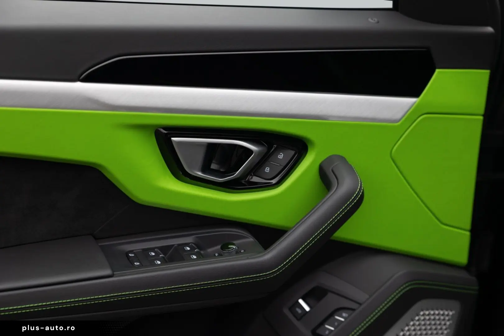 Urus S   Matt PPF   Park Assistance Pack