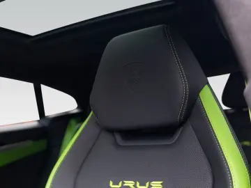 Urus S   Matt PPF   Park Assistance Pack