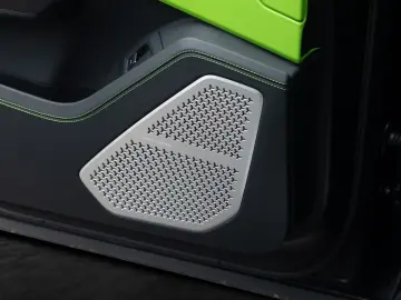 Urus S   Matt PPF   Park Assistance Pack