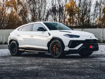 Urus S   Pano   B O   Bianco Icarus   23