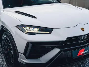 Urus S   Pano   B O   Bianco Icarus   23