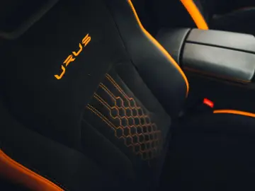 Urus S   Pano   B O   Bianco Icarus   23