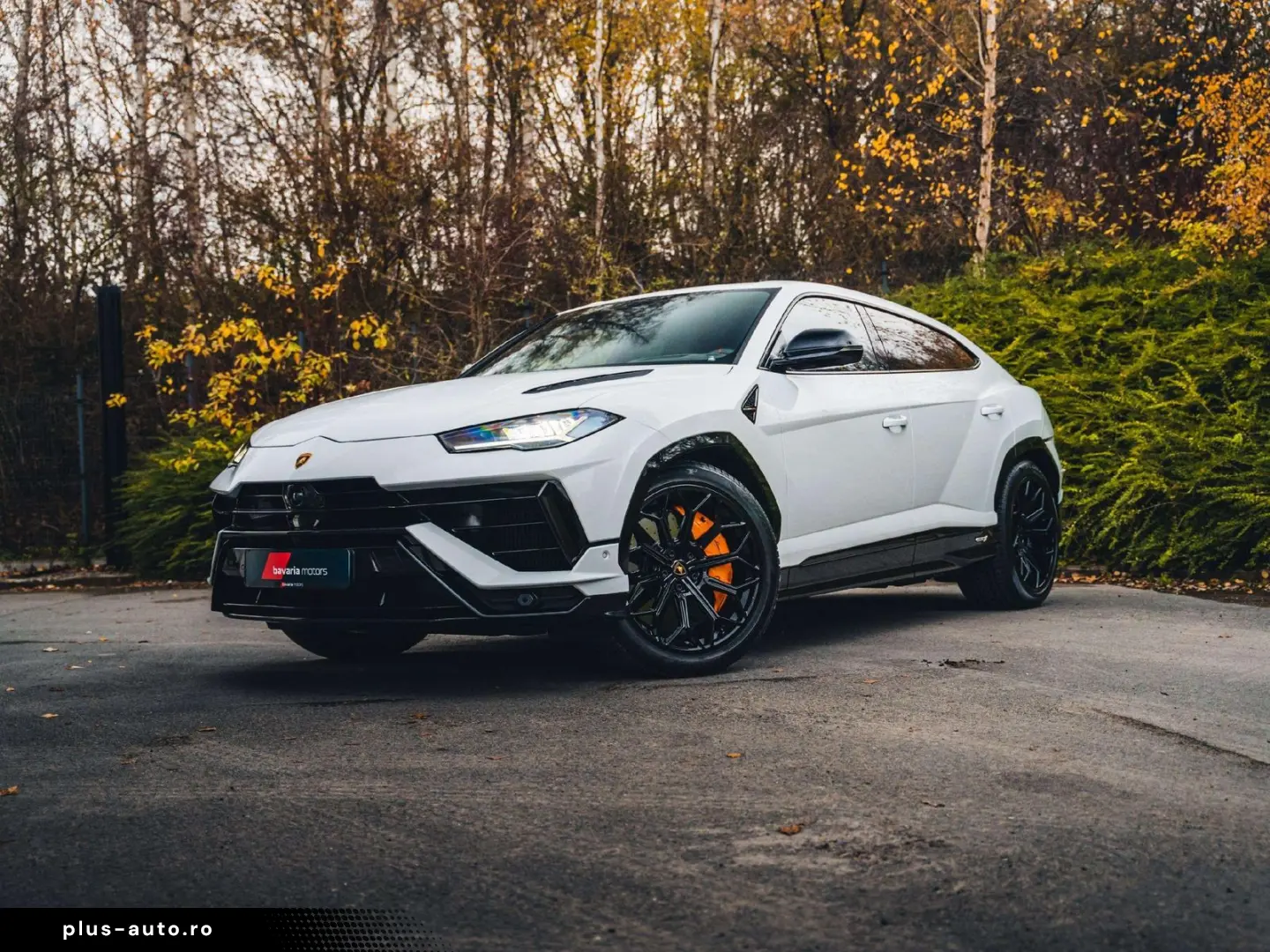 Urus S   Pano   B O   Bianco Icarus   23