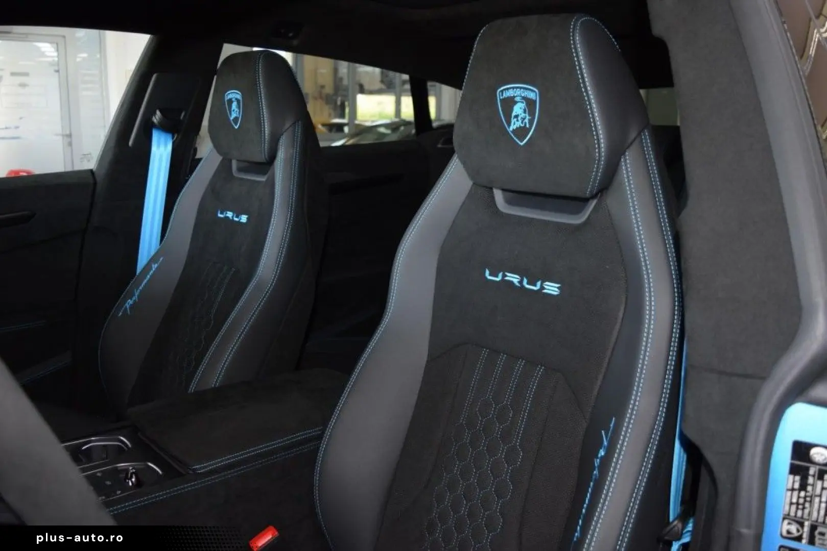 Urus Performante Carbonhaube & Paket Pano MY25