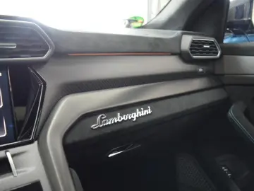 Urus Performante Carbonhaube & Paket Pano MY25