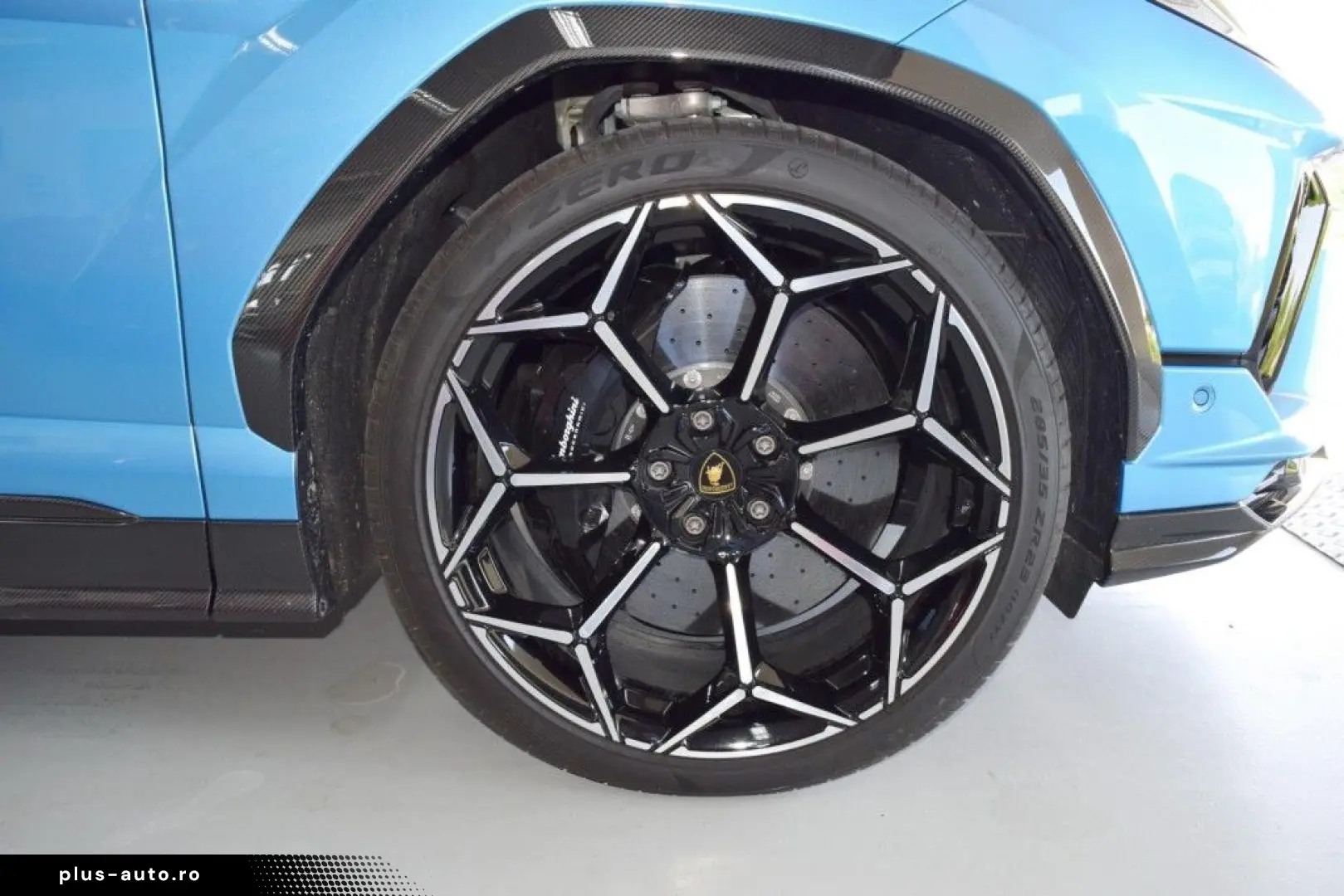 Urus Performante Carbonhaube & Paket Pano MY25