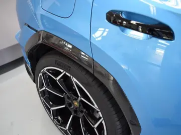 Urus Performante Carbonhaube & Paket Pano MY25