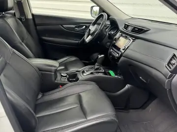 Nissan X-trail 4×4 2.0