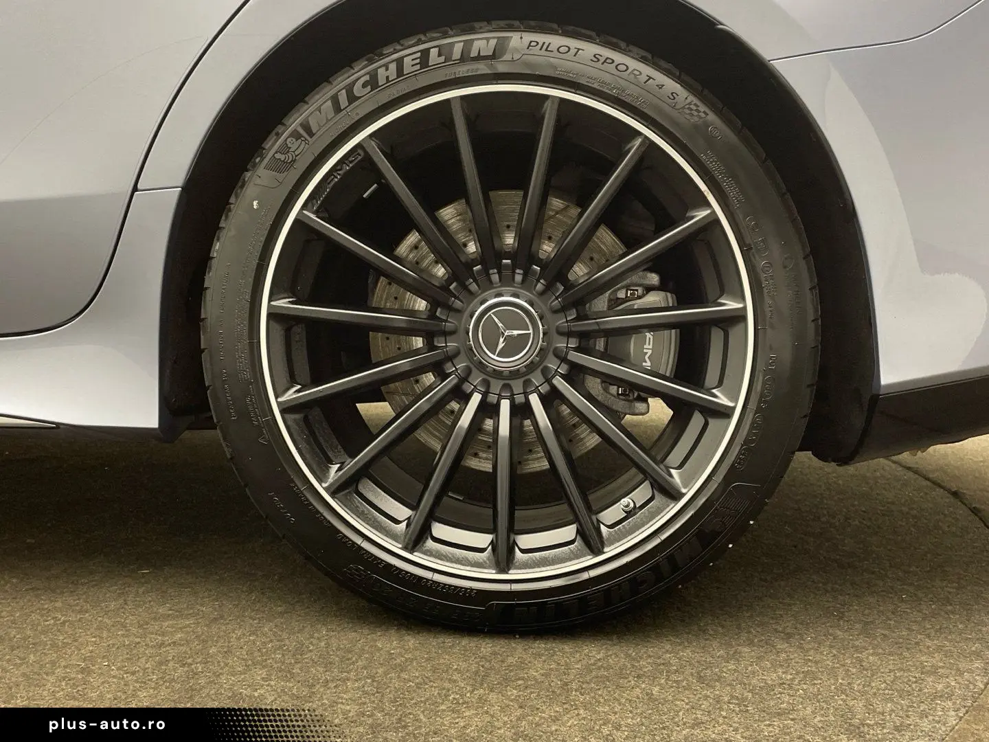 AMG GT 43 4M  Night Panorama Head-Up Burmester