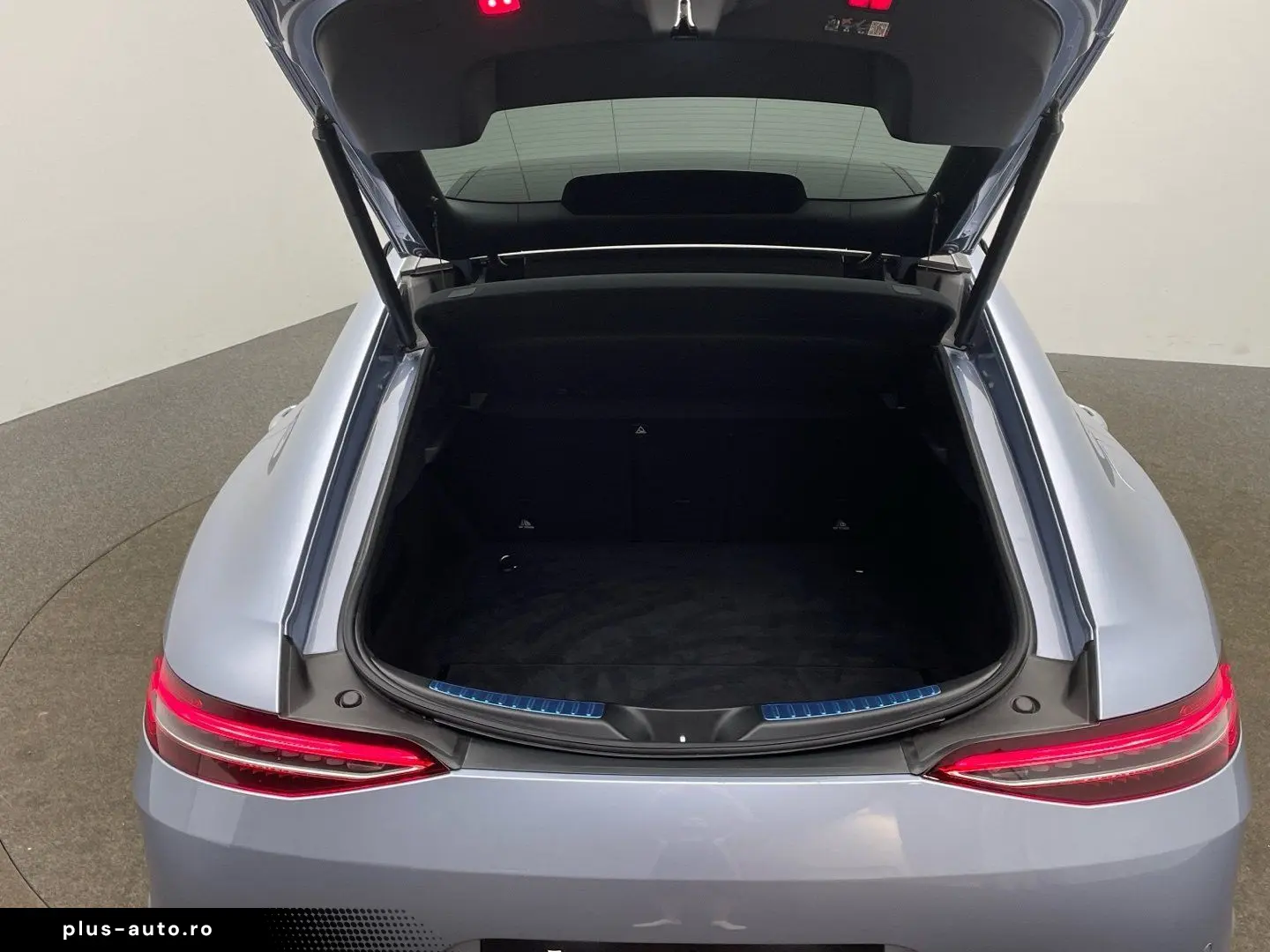 AMG GT 43 4M  Night Panorama Head-Up Burmester