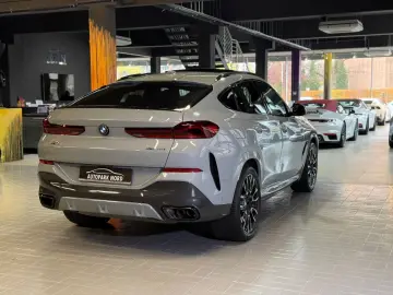 X6 40i xD M Sport Pro~PANO SKY~H&K~360~HUD~21