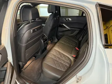 X6 40i xD M Sport Pro~PANO SKY~H&K~360~HUD~21