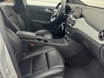 Mercedes Benz B250 benzina cutie automata