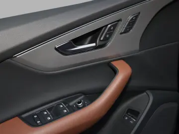 Q7 55 TFSIe quattro S line tiptronic