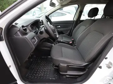 Dacia Duster 1.5D 115CP Comfort 4WD