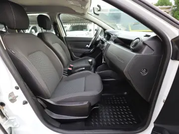 Dacia Duster 1.5D 115CP Comfort 4WD