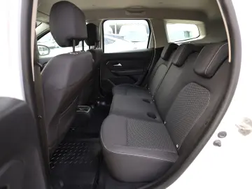 Dacia Duster 1.5D 115CP Comfort 4WD