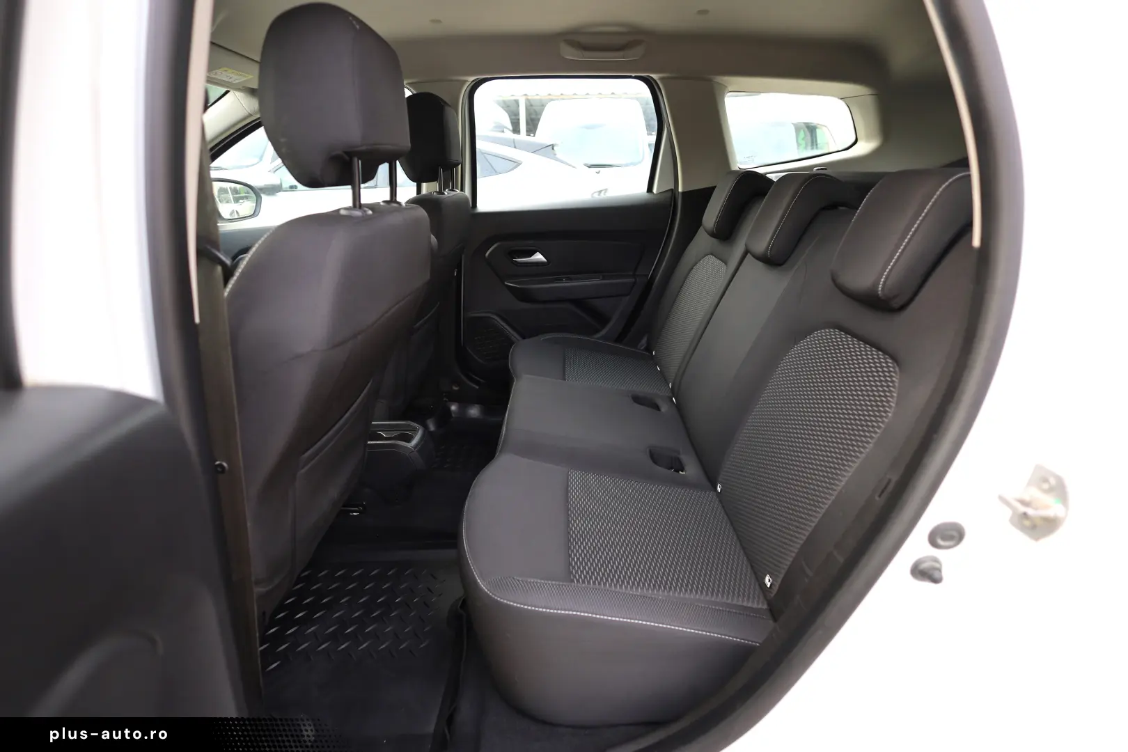 Dacia Duster 1.5D 115CP Comfort 4WD