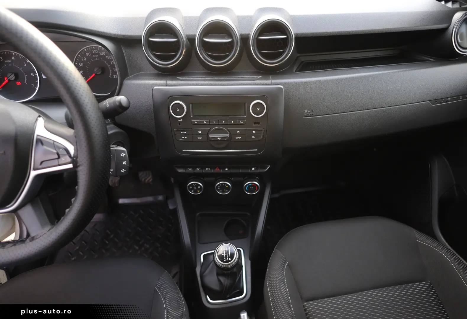 Dacia Duster 1.5D 115CP Comfort 4WD