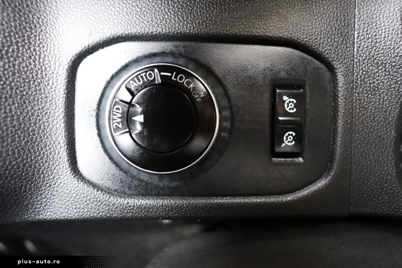 Dacia Duster 1.5D 115CP Comfort 4WD