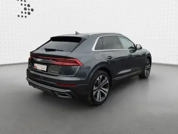 Q8 SUV 55 TFSI quattro S line