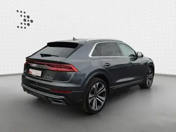 Q8 SUV 55 TFSI quattro S line