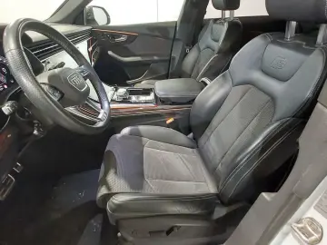 Q8 55TFSI Competition S-Line