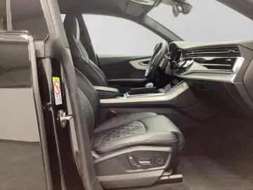 Q8 55 TFSI Q 2x S-LINE