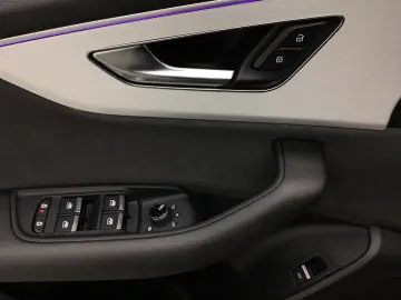 Q8 55 TFSI Q 2x S-LINE