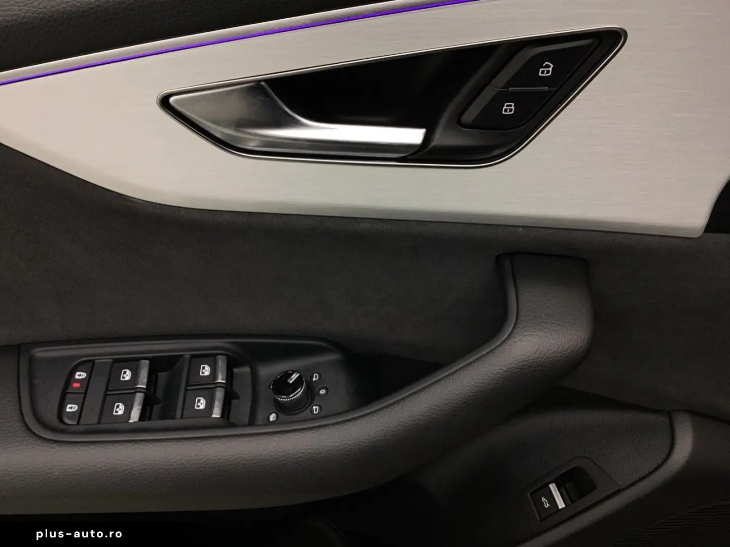 Q8 55 TFSI Q 2x S-LINE